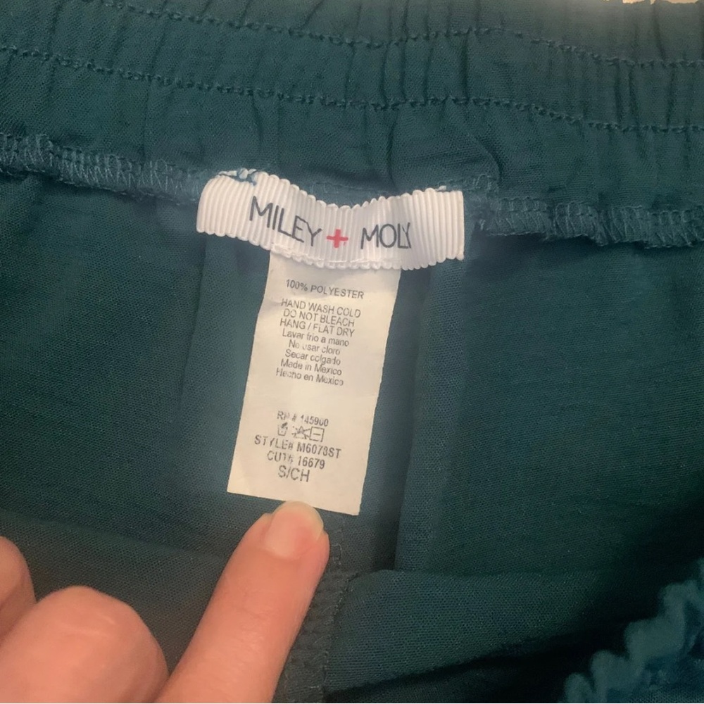 Miley + Molly SET 2 Dressy Shorts Forest Green Tan Beige Small High Rise Basics - Picture 8 of 11